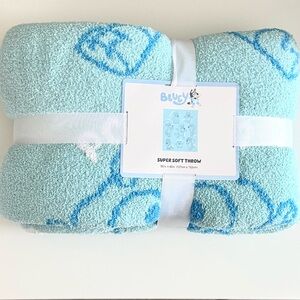 Bluey Super Soft Snuggle Throw Cozy Knit Blanket